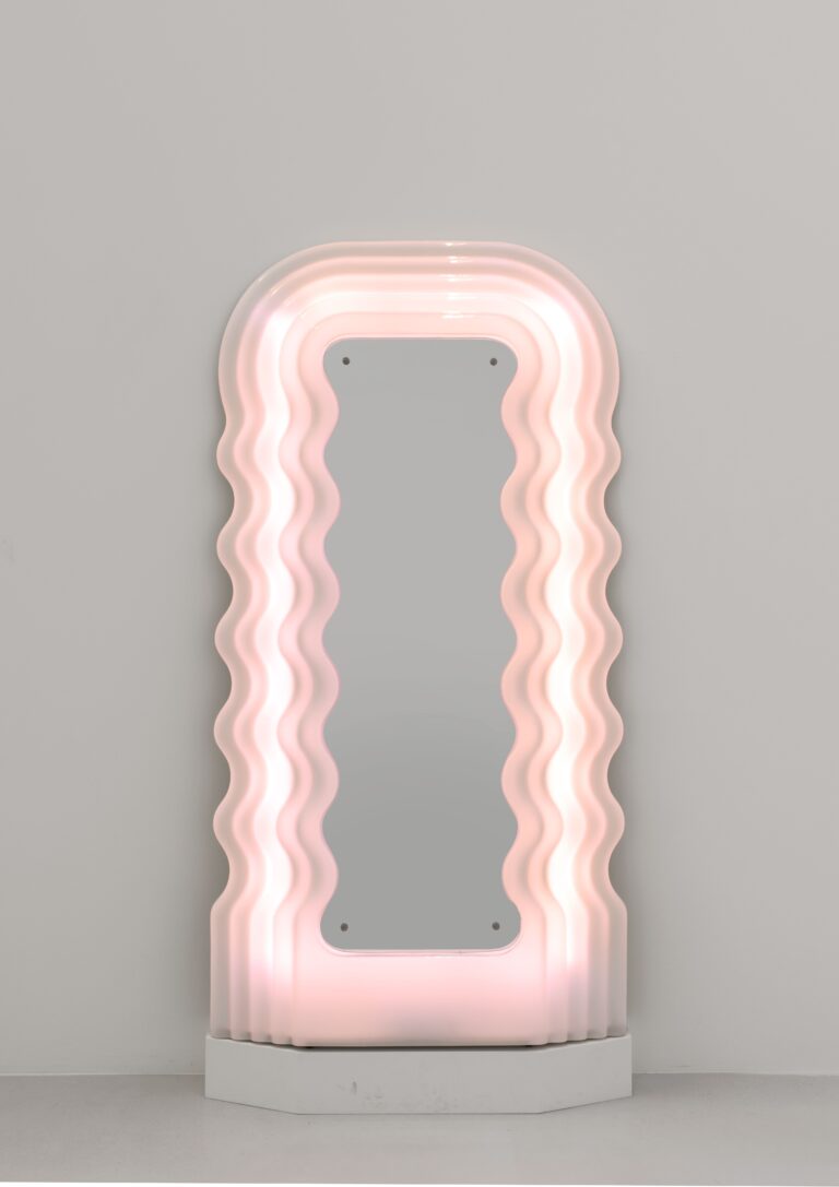 ettore sottsass ultrafragola edition poltranova 1970 musee d art moderne et contemporain de strasbourg